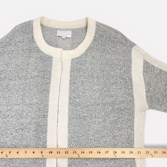 Kendall & Kylie Gray & Ivory Color Block Cardigan - Picture 5 of 6
